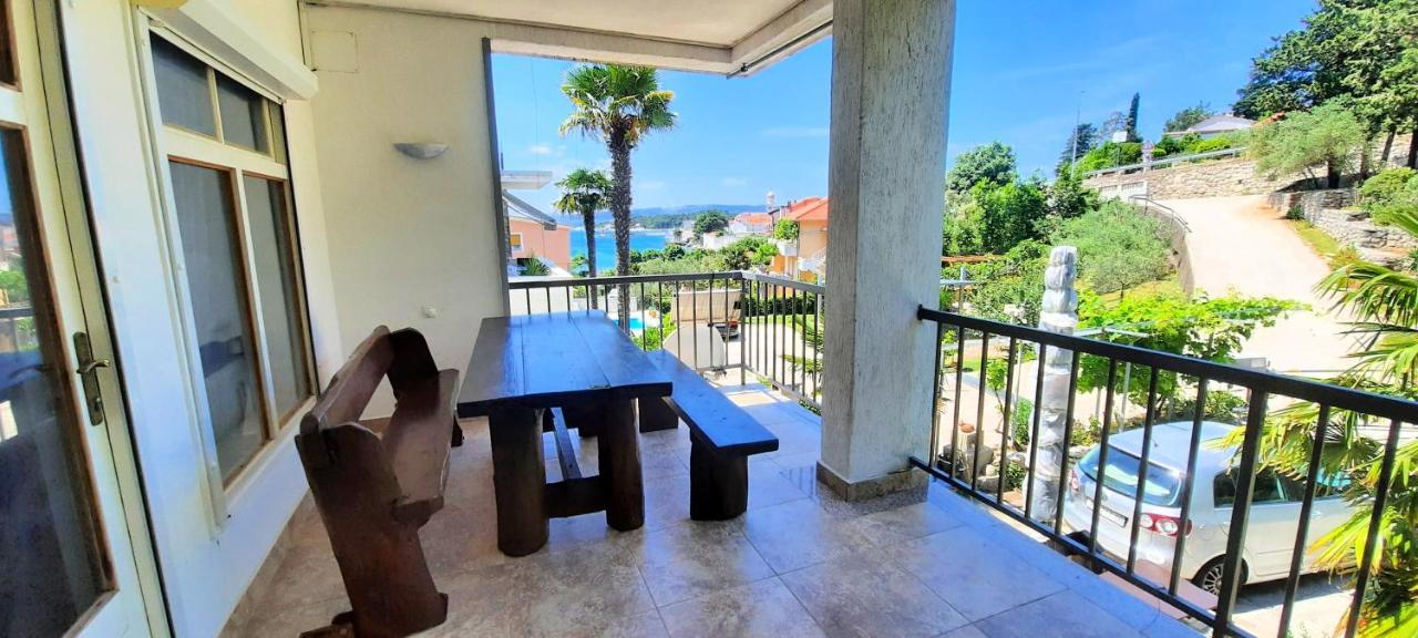 Apartmani Iskra Krk Town Eksteriør bilde